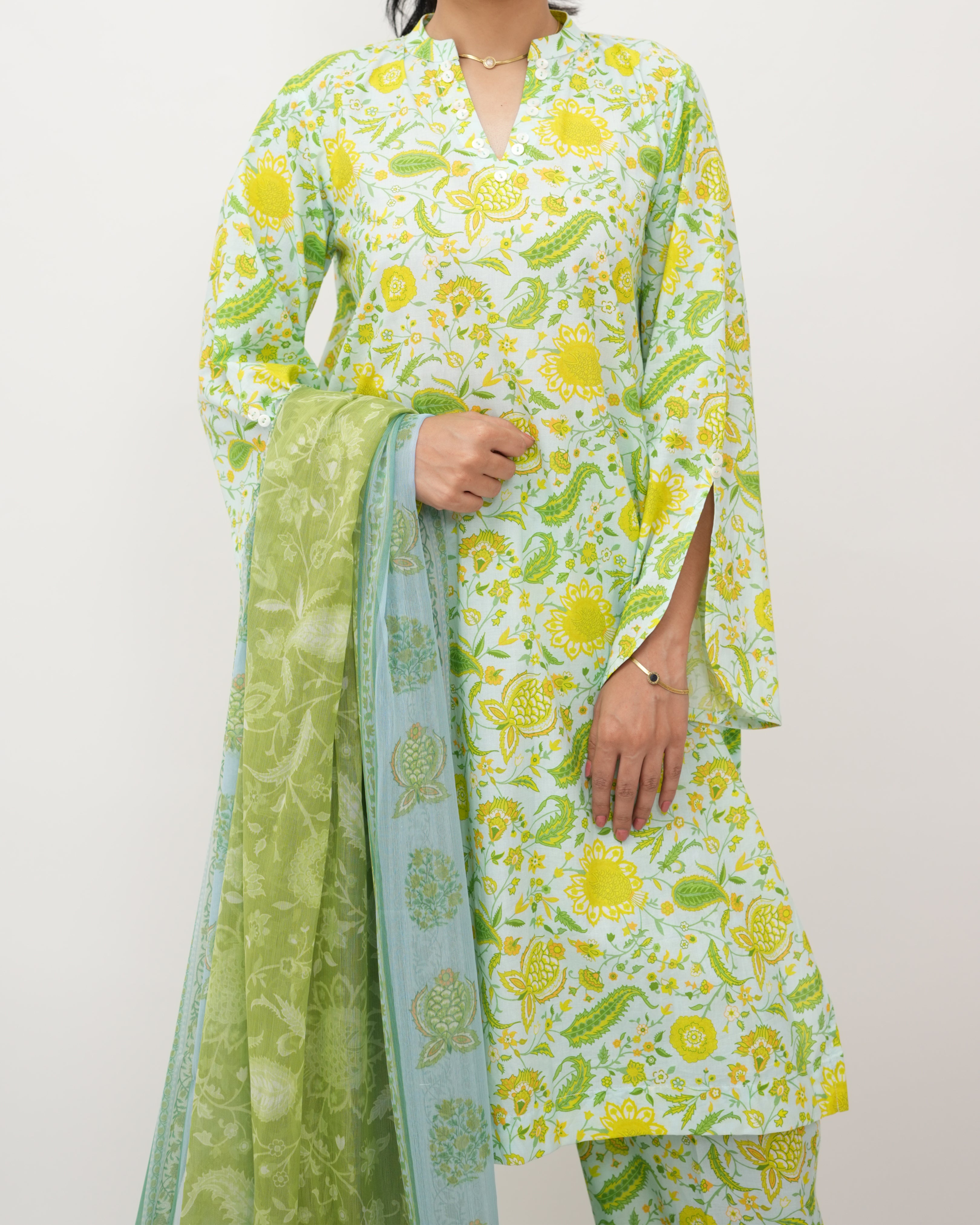 Cambric Lawn 3pcs Suit